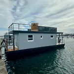 Bateau-hôtel Hausboot Lilla Lina Fehmarn