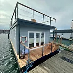 Hausboot Lilla Lina Bateau-hôtel Fehmarn