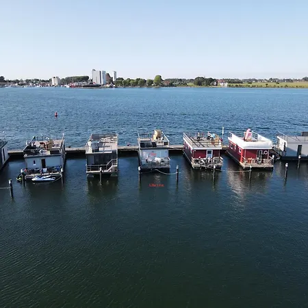 Bateau-hôtel Hausboot Lilla Lina Fehmarn