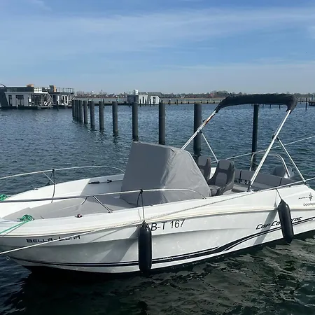 Hausboot Lilla Lina Bådhotel *