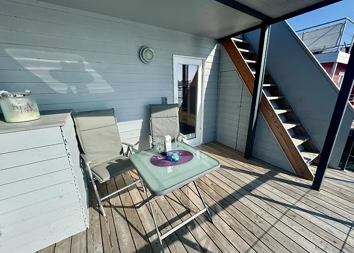 Πλωτό κατάλυμα Hausboot Lilla Lina